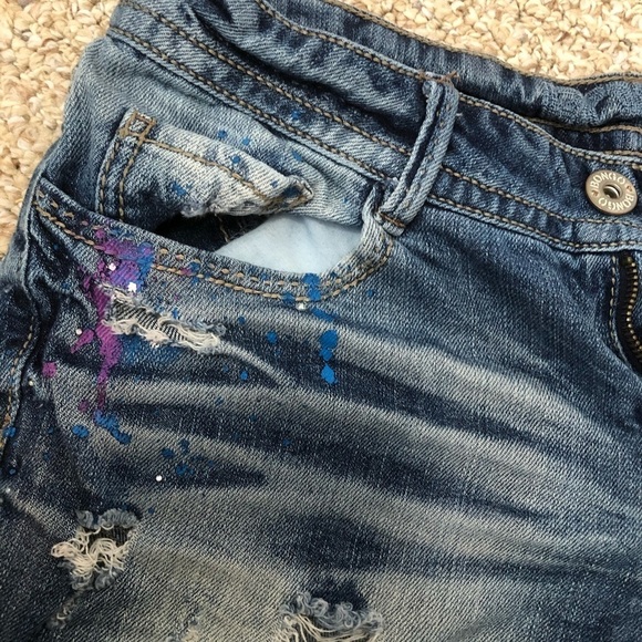 Bongo Embellished 5-Pocket Short Shorts - Picture 2 of 6